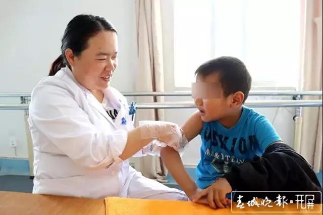 感謝春城晚報(bào)、保山新聞網(wǎng)對(duì)小潤(rùn)潤(rùn)的關(guān)心，感謝患者對(duì)我院的信任！